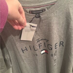 Tommy Hilfiger Gray Short Sleeve Tee